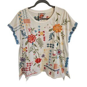 Johnny Was Woman SZ L Katie Relaxed Drape Tee Embroidered Floral J13524-2 White